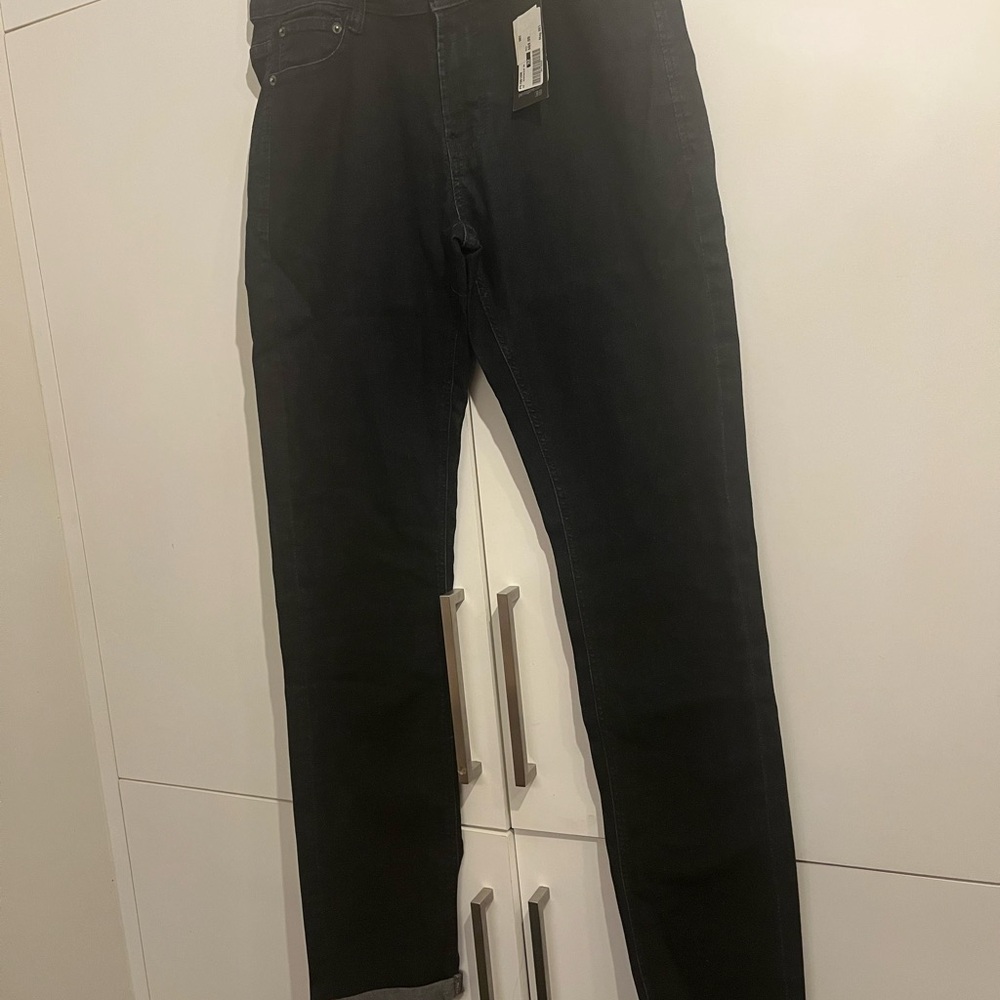 Stylish Black Skinny Jeans for Men